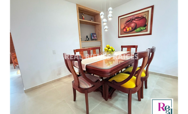 Vendo hermosa casa medianera en unidad cerrada.