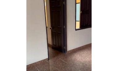 SE VENDE PRIMER PISO ES PROPIEDAD HORIZONTAL