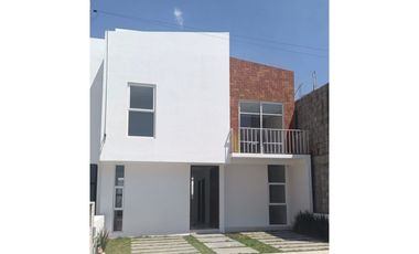 CASA EN VENTA EN FRACCIONAMIENTO LA HERRADURA, PACHUCA HGO