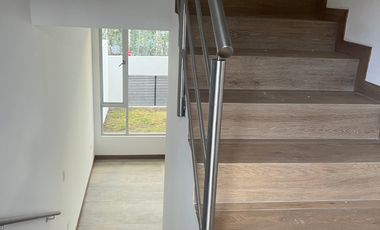 Venta casa Santa Rosa de Nayón