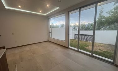 Venta casa Santa Rosa de Nayón