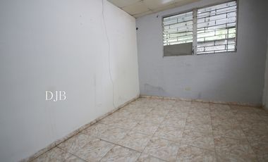 VENTA DE CASA EN VILLALOBOS PEDREGAL
