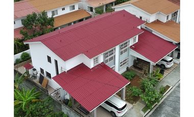 VENTA DE CASA EN VERSALLES OESTE EN MONTELIMAR