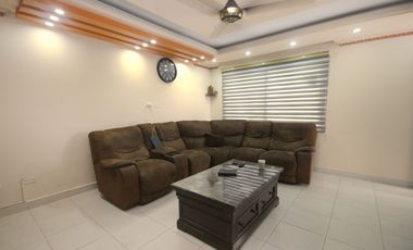VENTA DE CASA EN VERSALLES OESTE EN MONTELIMAR