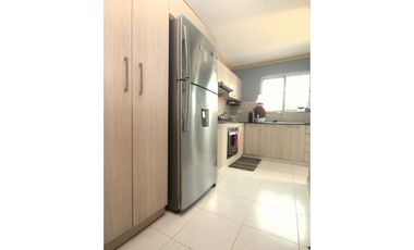 VENTA DE CASA EN VERSALLES OESTE EN MONTELIMAR
