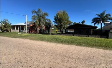 Vendo Casa y Cabaña en Colonia Elia, Entre Ríos.