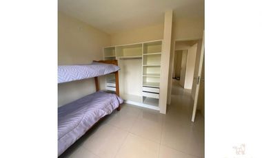 MODERNA CASA EN PINAMAR