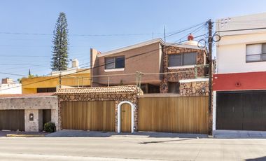 Terreno en venta en Colomos Providencia, Guadalajara