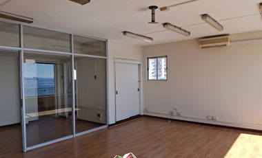 Oficina en Venta en Edificio Olivari