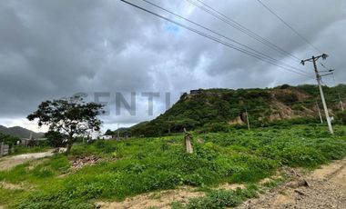 TERRENO EN VENTA EN LA ENTRADA A PUERTO LÓPEZ