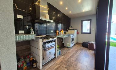 Venta casa 4 ambientes en Ramos Mejía