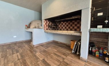 Venta casa 4 ambientes en Ramos Mejía
