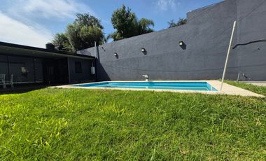 Venta casa 4 ambientes en Ramos Mejía