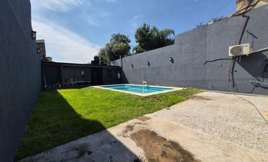 Venta casa 4 ambientes en Ramos Mejía