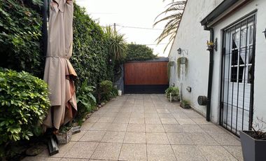 VENTA CASA 4 AMBIENTES GARAGE