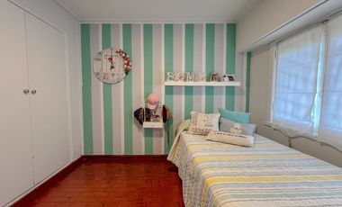 VENTA CASA 4 AMBIENTES GARAGE