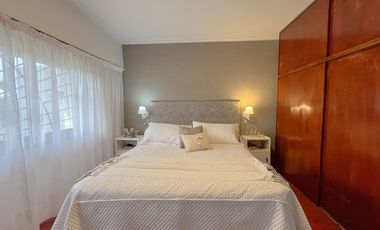 VENTA CASA 4 AMBIENTES GARAGE