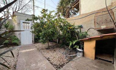 VENTA CASA 4 AMBIENTES GARAGE