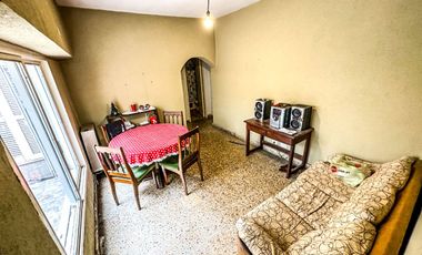 PH 3 amb. alquiler - patio en Ramos Mejia - Centro