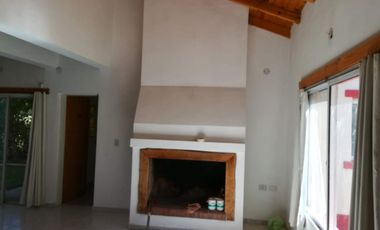 VENTA CASA DOS DORMITORIOS LOS CEDROS I, PLOTTIER