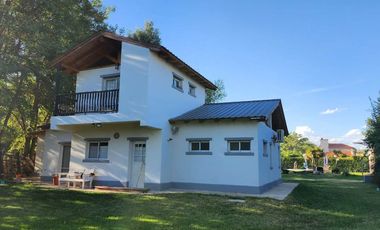 VENTA CASA DOS DORMITORIOS LOS CEDROS I, PLOTTIER