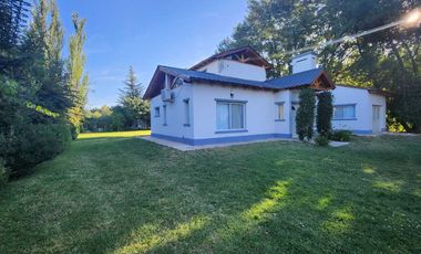 VENTA CASA DOS DORMITORIOS LOS CEDROS I, PLOTTIER