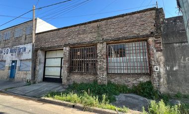 VENTA GALPON CON CASA 2 DORMITORIOS EN BELGRANO