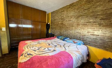 VENTA GALPON CON CASA 2 DORMITORIOS EN BELGRANO