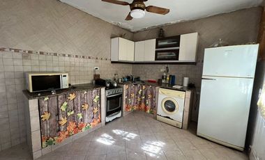 VENTA GALPON CON CASA 2 DORMITORIOS EN BELGRANO
