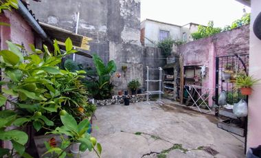 VENTA CASA 4 AMB-EXCELENTE UBICACION-JOSE L SUAREZ