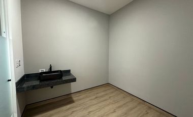 CASA EN VENTA EN LOS CRISTALES CARRETERA NACIONAL MONTERREY