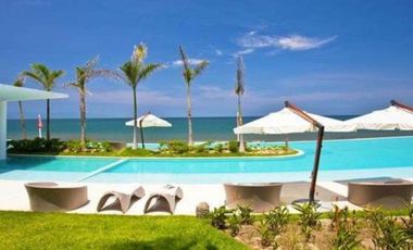 VENTA DEPARTAMENTO DE LUJO, FRENTE A LA MEJOR PLAYA DE TODO NUEVO VALLARTA EN P