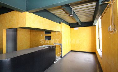 Centro: Estacionamiento en renta de 3 niveles con elevador