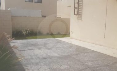 Casa en renta en Fraccionamiento Jardines de Coyoacan