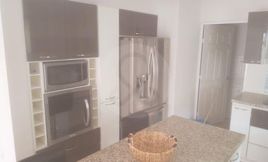 Casa en renta en Fraccionamiento Jardines de Coyoacan