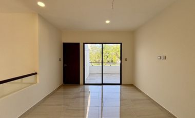 CASA VENTA MÉRIDA, 4 HABITS, ALBERCA, PRIV. PARQUE NATURA CHOLUL, CIRUELA 213.