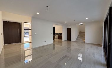 CASA VENTA MÉRIDA, 4 HABITS, ALBERCA, PRIV. PARQUE NATURA CHOLUL, CIRUELA 213.