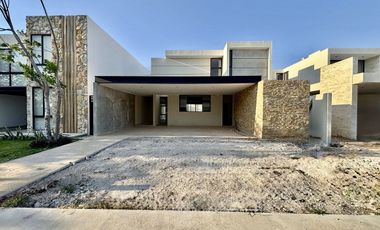 CASA VENTA MÉRIDA, 4 HABITS, ALBERCA, PRIV. PARQUE NATURA CHOLUL, TZALAM 19