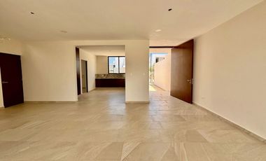 CASA VENTA MÉRIDA, PRIVADA TAMORA, AMENIDADES, 10% ENGANCHE, 3 HABITS Y ALBERCA