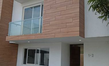 CASA EN RENTA  RESIDENCIAL PARQUE ESMERALDA, RANCHO BLANCO,ATIZAPAN DE ZARAGOZA