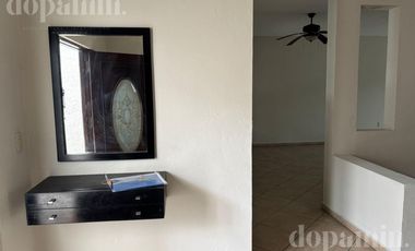 Casa en Fraccionamiento Colinas de Universidad