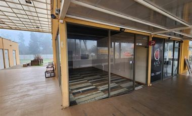 Local Comercial en Arriendo en Local 5 Paseo Nogales, Machalí, Nogales