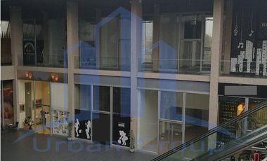 Locales Comerciales desde 60 m2 - La Dehesa