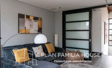 Grandiosa casa en venta de 1.369 M2 de lote en Cajicá