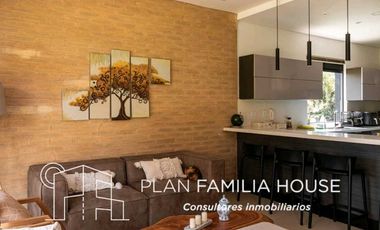 Grandiosa casa en venta de 1.369 M2 de lote en Cajicá