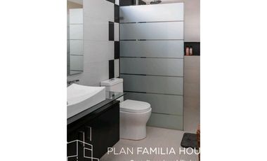 Grandiosa casa en venta de 1.369 M2 de lote en Cajicá