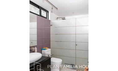 Grandiosa casa en venta de 1.369 M2 de lote en Cajicá