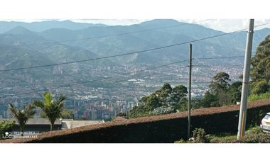 Lote independiente en Palmas con vista a la ciudad