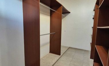 Casa de Una planta en Privada Las Fincas en esquina  en Temozón