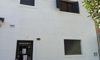 ALQUILER COMERCIAL A 50mts Monumento Bicentenario - Av. Mate de Luna 1650